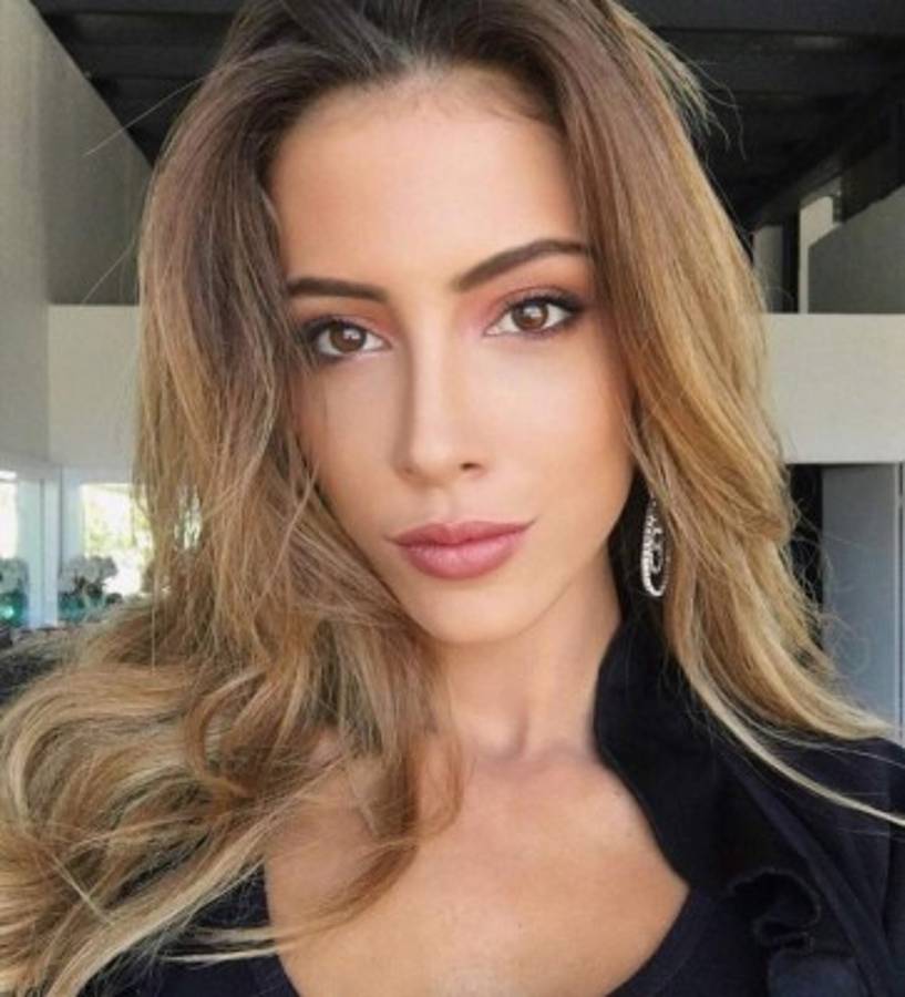 ¡Miss Costa Rica! La nueva reina de belleza tica es apasionada de su selección