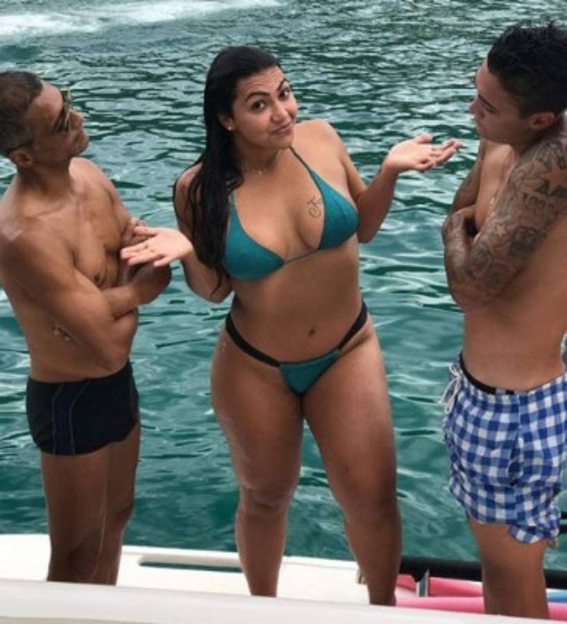 Así es Mónica Faria, la sensual hija de Romario que fue víctima de los hackers otra vez