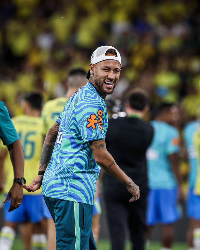 Neymar vuelve locos a los panameños tras la paliza de Brasil y un invitado de lujo