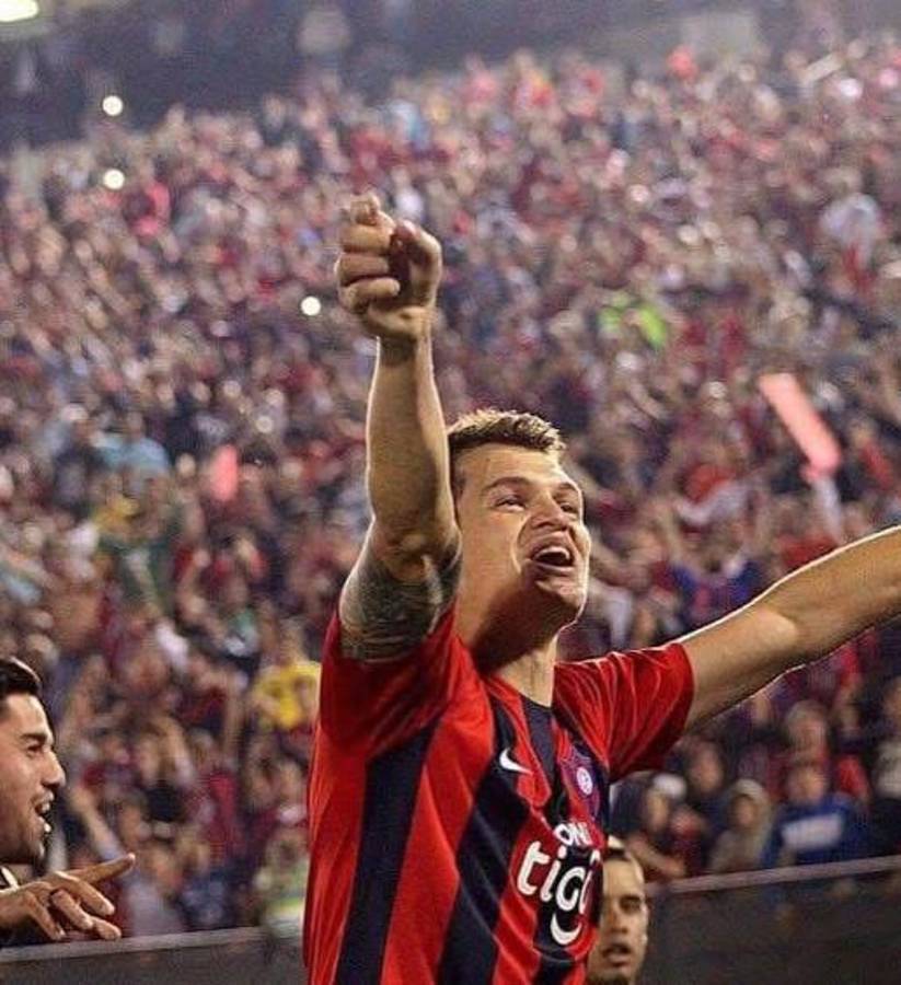 Santiago Molina, exjugador de Olancho FC, anuncia su retiro del fútbol con apenas 28 años; el motivo y su dura carta