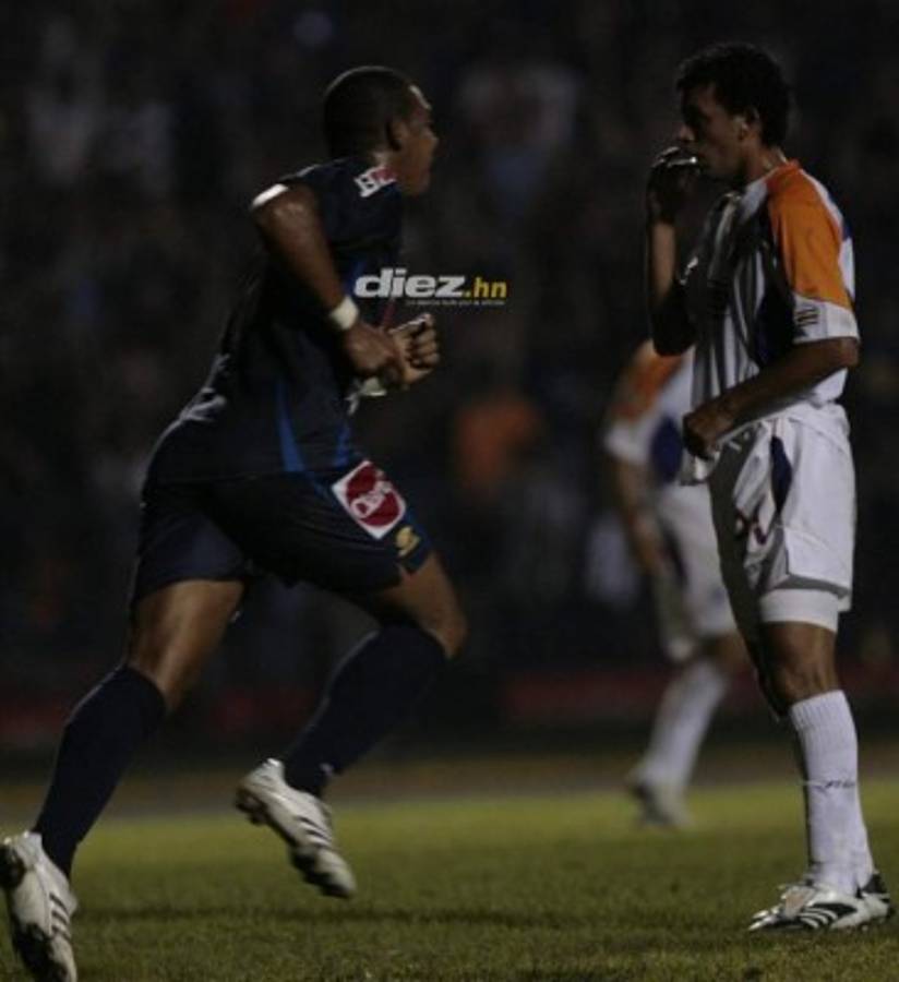 Las fotos que no habías visto de la final que le ganó Motagua a Saprissa en el Nacional