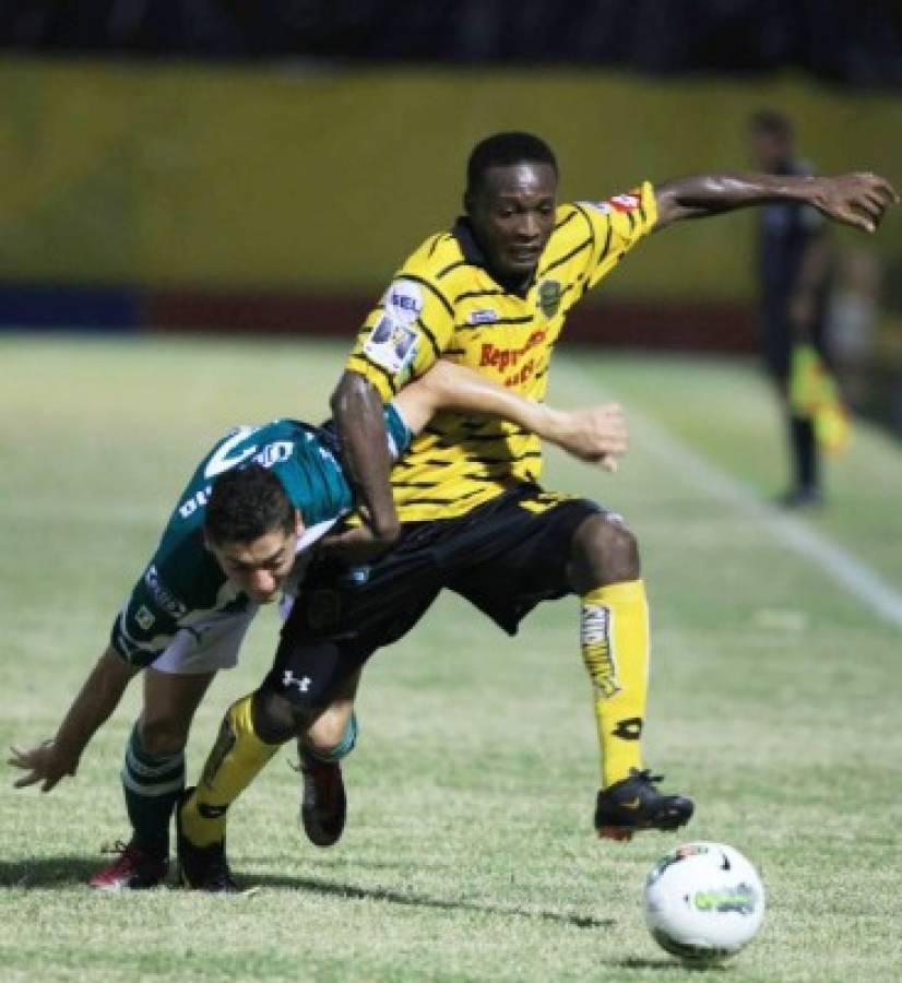 Maylor Núñez, Ever Alvarado Patón Mejía y otros futbolistas que vistieron la camisa de Olimpia y Real España