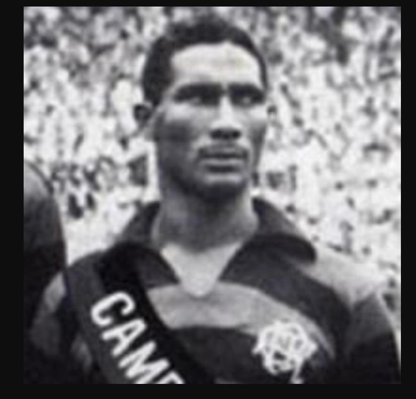 Desde el debut en eliminatorias mundialistas ¿Cuántos técnicos extranjeros dirigieron a la Selección de Honduras?