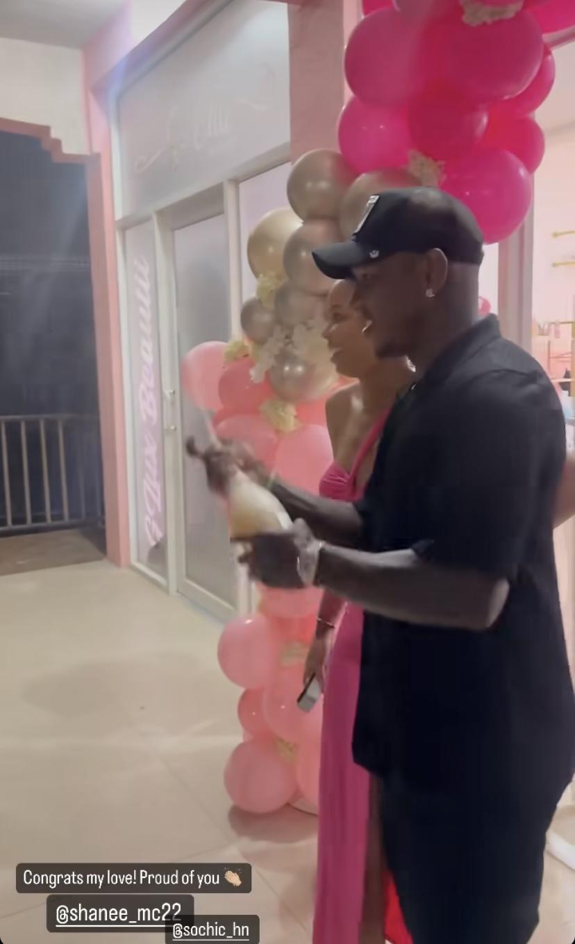 Tomó nueva decisión en redes: Así presume Romell Quioto sus vacaciones tras ser separado de la Selección