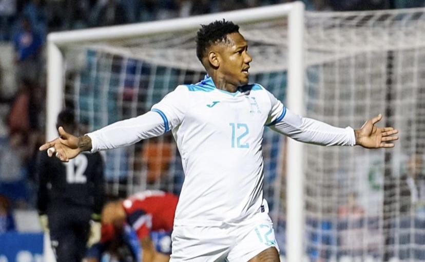 Tomó nueva decisión en redes: Así presume Romell Quioto sus vacaciones tras ser separado de la Selección