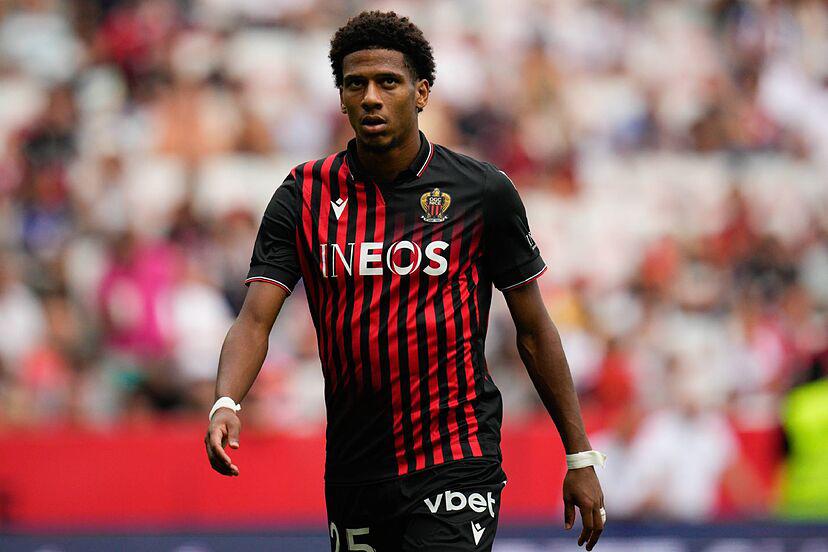 Barcelona alista una ‘bomba’ y su primera venta; jugador espera la llamada de Florentino y las figuras para Mourinho