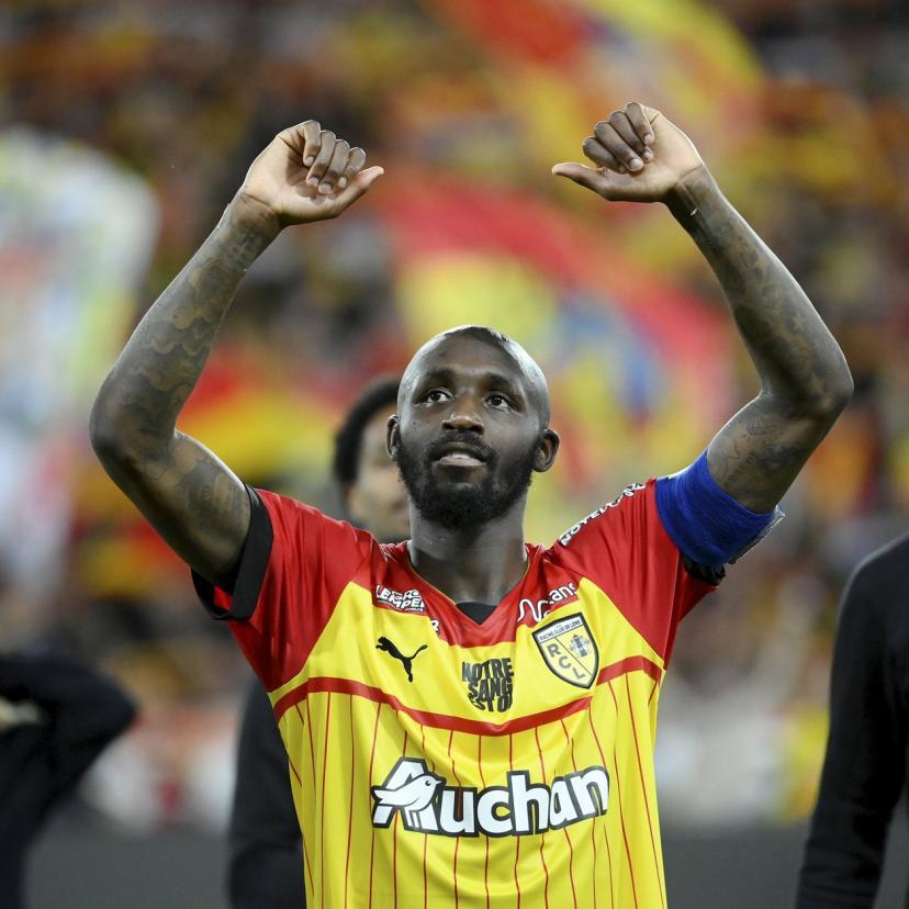 La condición de Mbappé para ir ya al Real Madrid y se filtra el segundo fichaje del Barça; la oferta del Inter Miami por otra figura