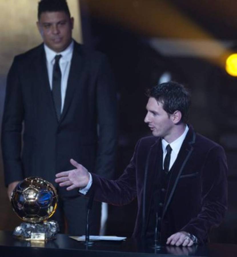 Los trajes más 'espantosos' que ha usado Messi; el de su boda ya está listo