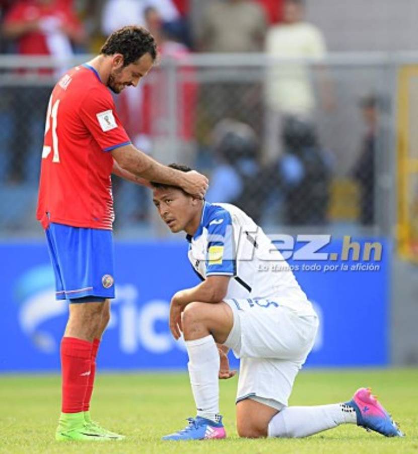 ¡Mucha tristeza! Las fotos que no se vieron en TV en juego de Honduras-Costa Rica