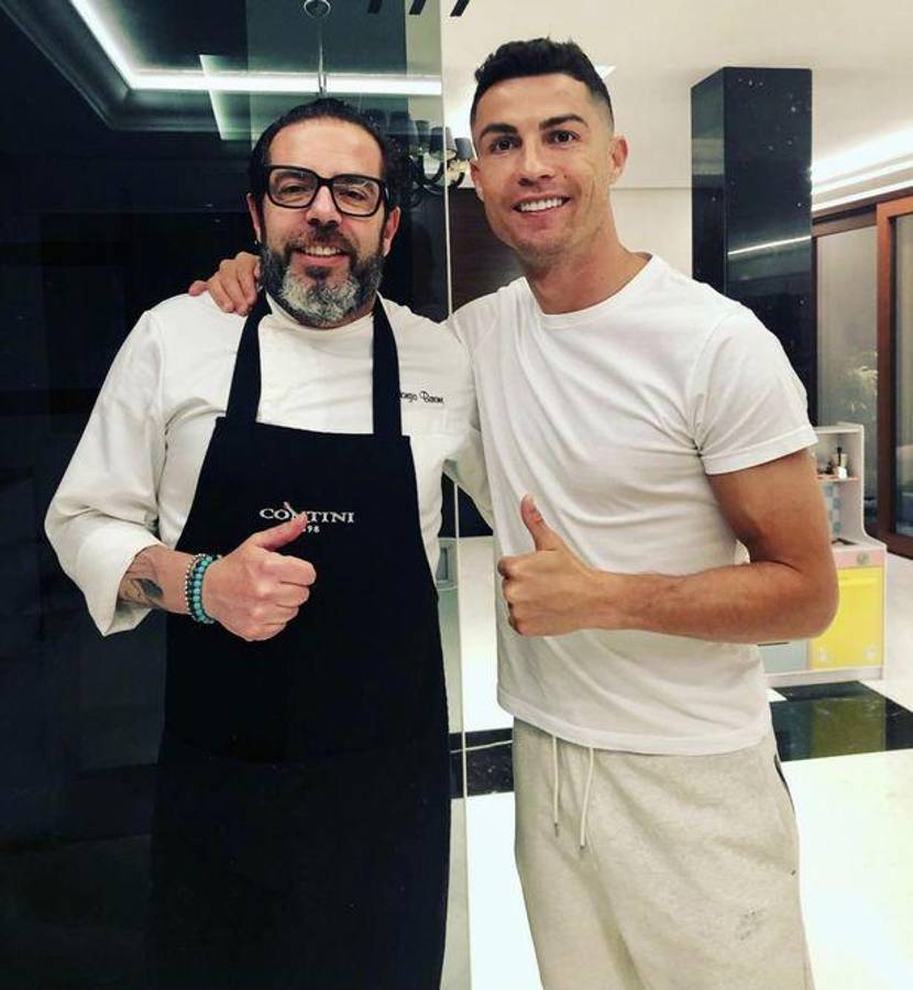 Cristiano Ronaldo tiene problemas en conseguir un chef para su mansión en Portugal: el salario y sus altas exigencias