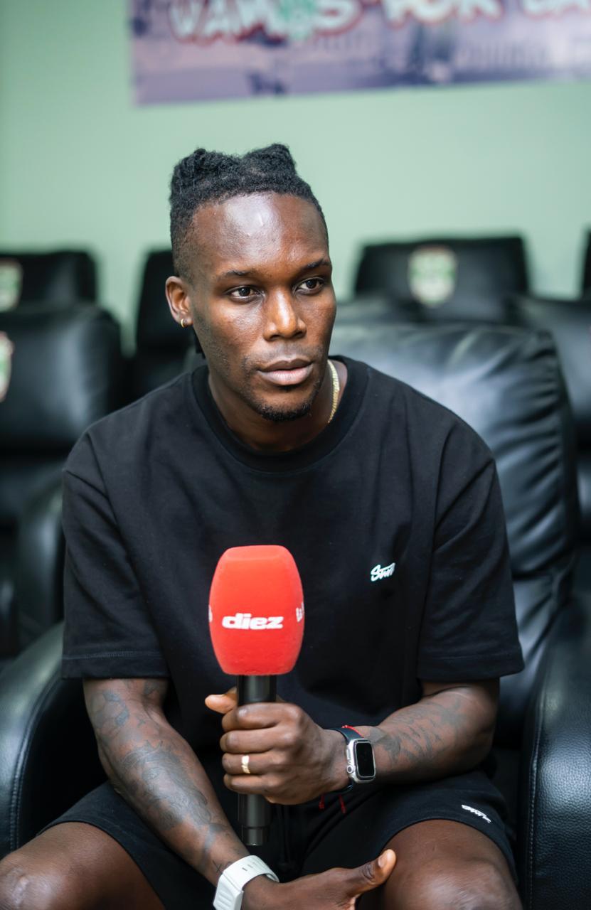 Rubilio Castillo se siente muy feliz en el Marathón y sueña con ser campeón. FOTOS: Mauricio Ayala.