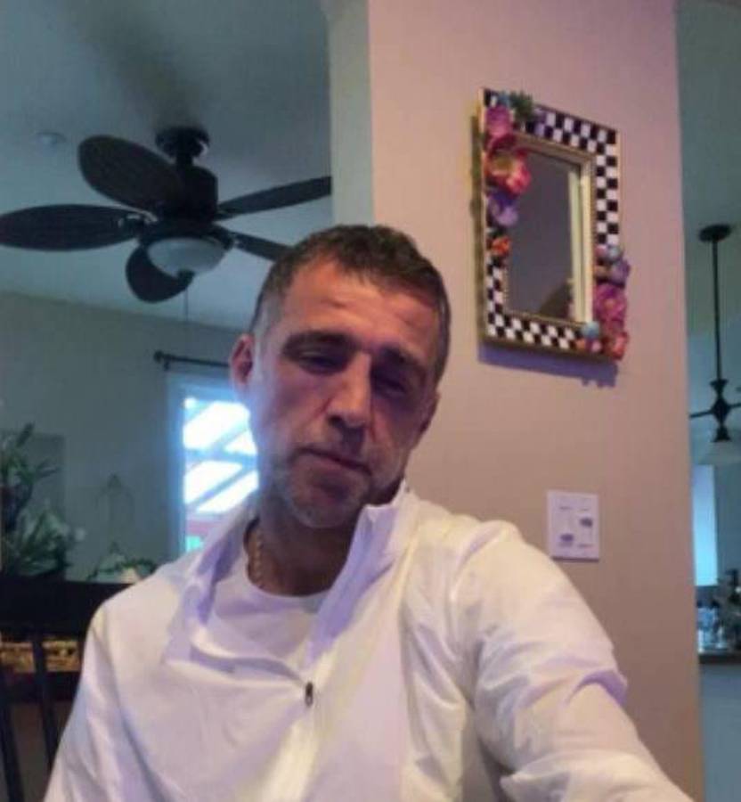 Goleador histórico sufre dura realidad: exiliado de su país por insólita razón y sorprende como inmigrante en EUA