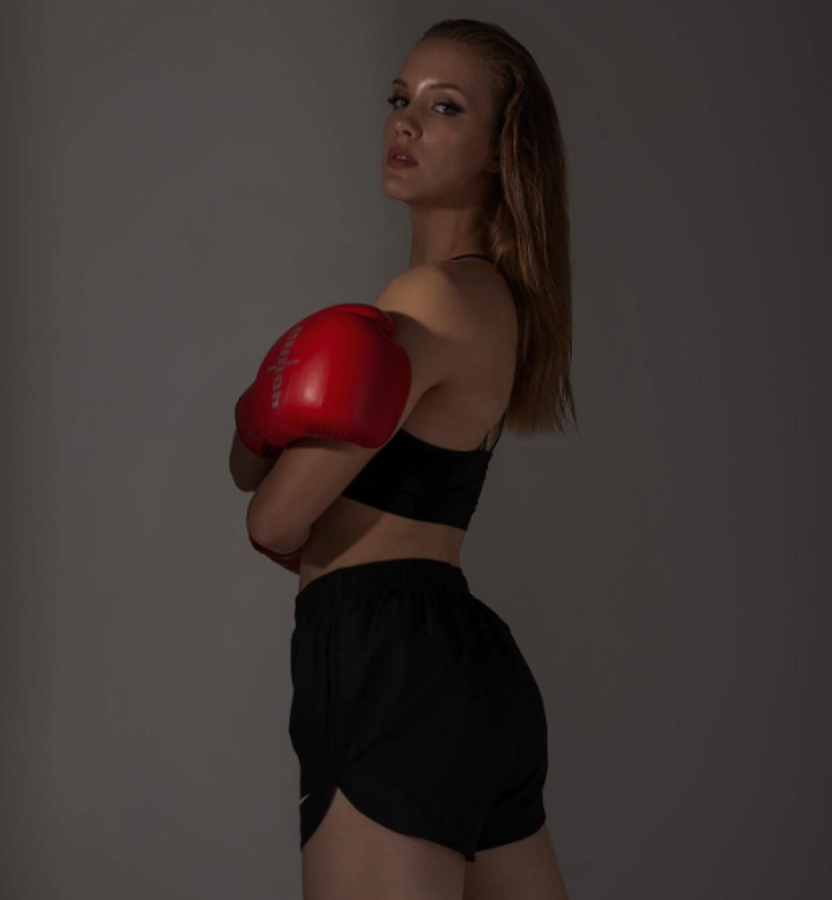 París 2024: una campeona rusa desafió a Imane Khelif y le recuerda cuando la noqueó en 2023