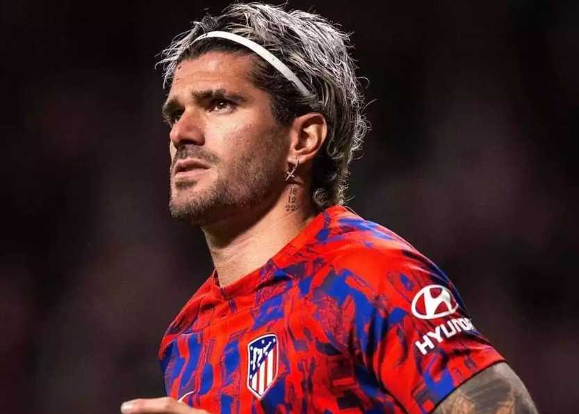 Venta millonaria en Barcelona y cuándo llega Mbappé al Real Madrid; bombazo de Mourinho en el mercado de fichajes