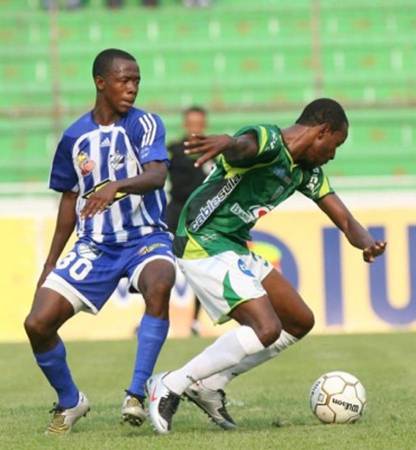 La larga lista de jugadores que ha prestado Olimpia en los últimos torneos