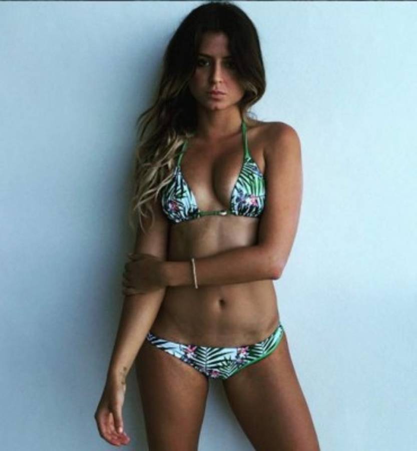 FOTO: La bella Anastacia Ashley, conocida como la diosa del surf