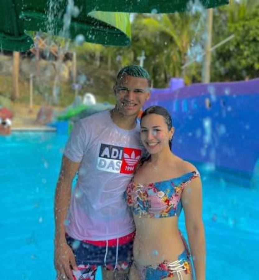 ¡Tendremos boda! Así es la linda sampedrana que se casará con destacado legionario hondureño