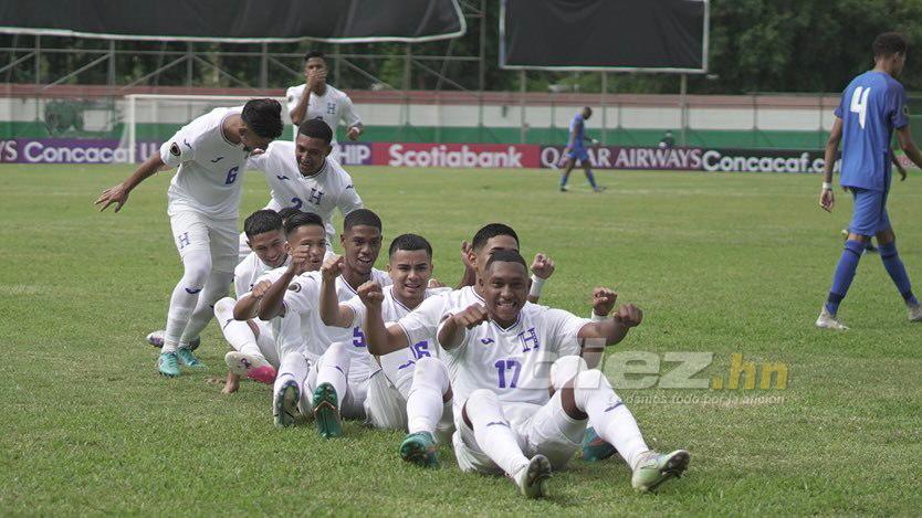 Fotos: así festejó Honduras tras eliminar a Curazao, la facha de Luis Alvarado, el crack en el Yankel y las preciosas chicas