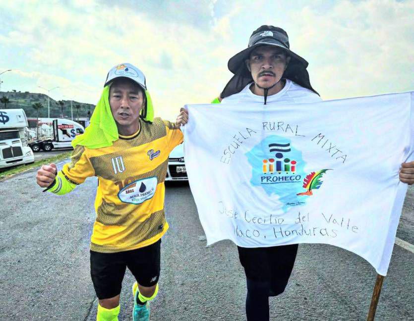 Luisito Comunica apoyará a Honduras: Así fue la rica comida que disfrutó Shin Fujiyama con el mexicano
