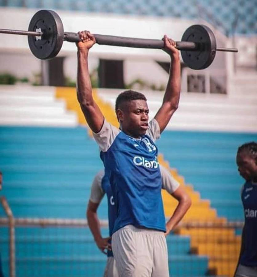 Uno no tiene equipo y el que dejó el fútbol: ¿Qué fue de los futbolistas de Honduras que jugaron el último Mundial Sub-20?