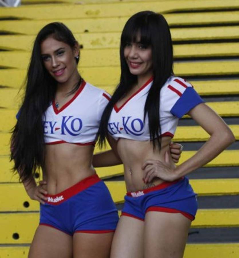 Así son las modelos de los estadios en Centroamérica