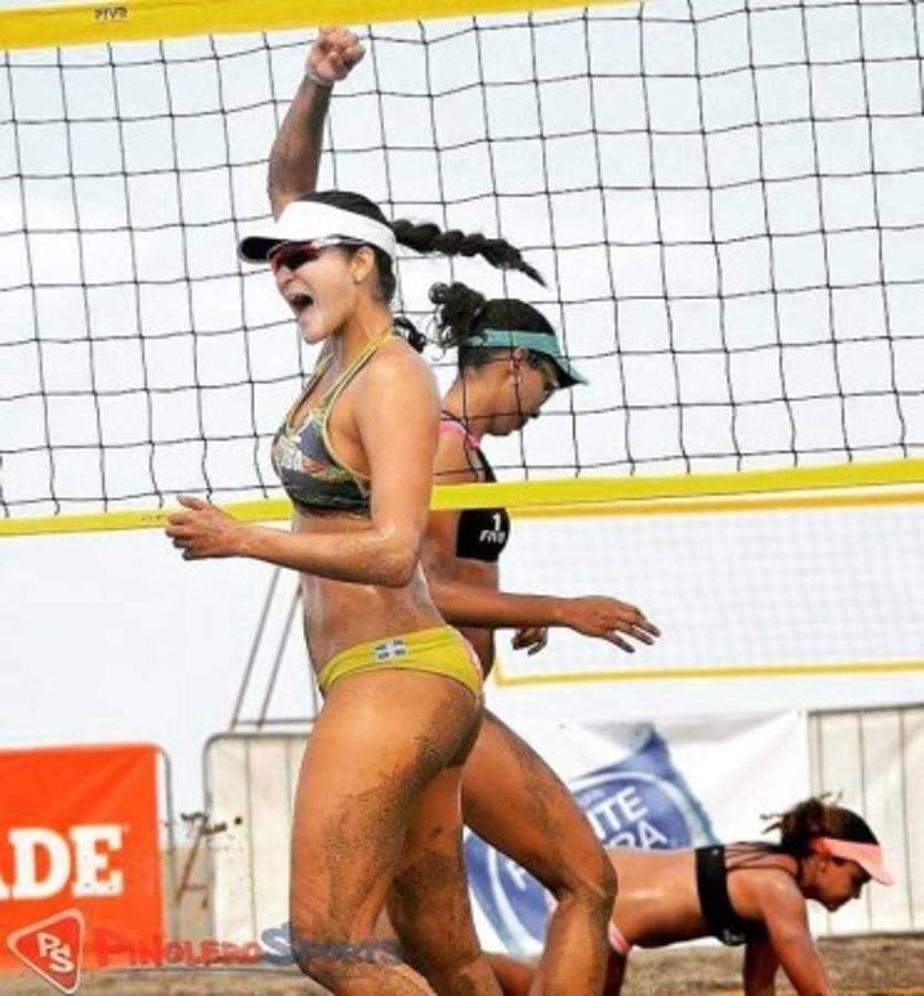 Laura Molina, la despampanante voleibolista salvadoreña que deslumbra con su belleza