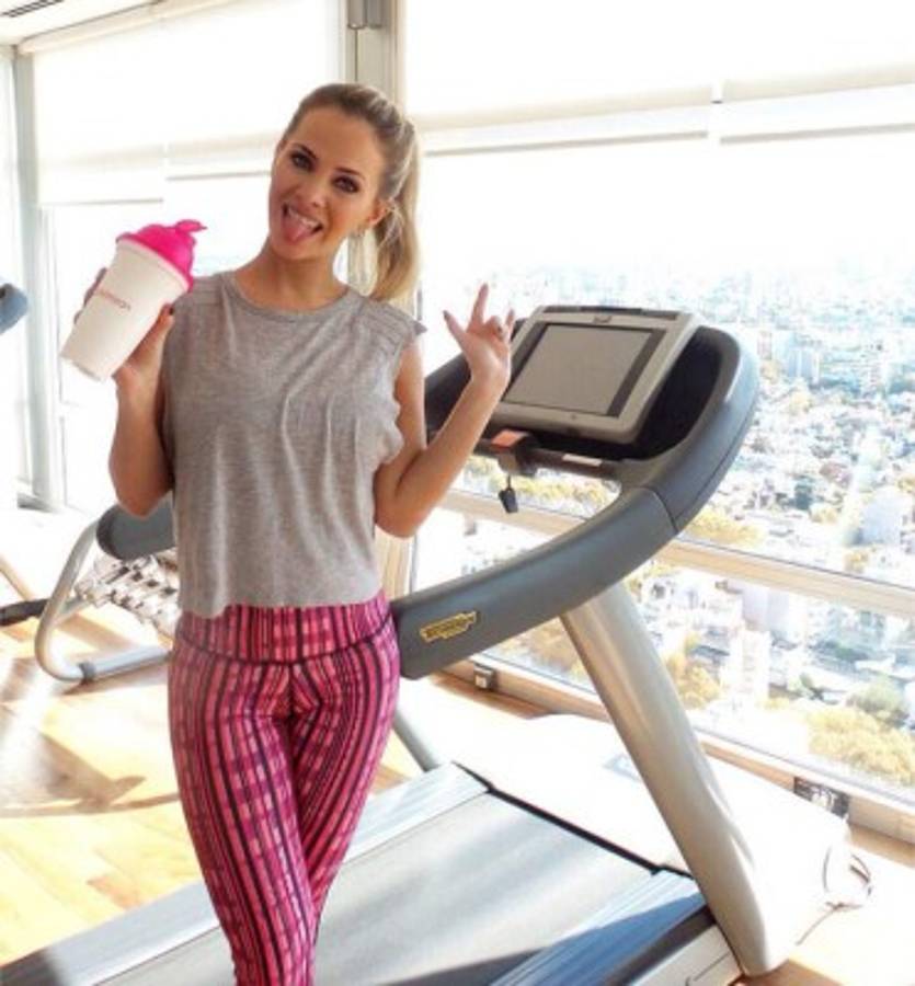 Alejandra Maglietti, la sexy mujer de Jonás Gutiérrez, enciende las redes con sus fotos