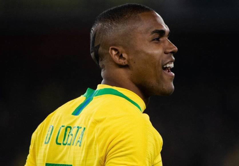 De ser un reconocido futbolista brasileño a vender contenido en OnlyFans y esta fue la reacción de su esposa