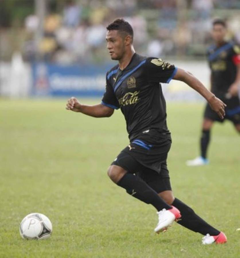 ¡Lo revelan! El primer salario que cobraron los futbolistas hondureños en primera división