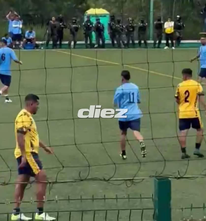 Óscar Pescado Bonilla reaparece jugando al fútbol: el exOlimpia impacta al quedar campeón de torneo en centro penal