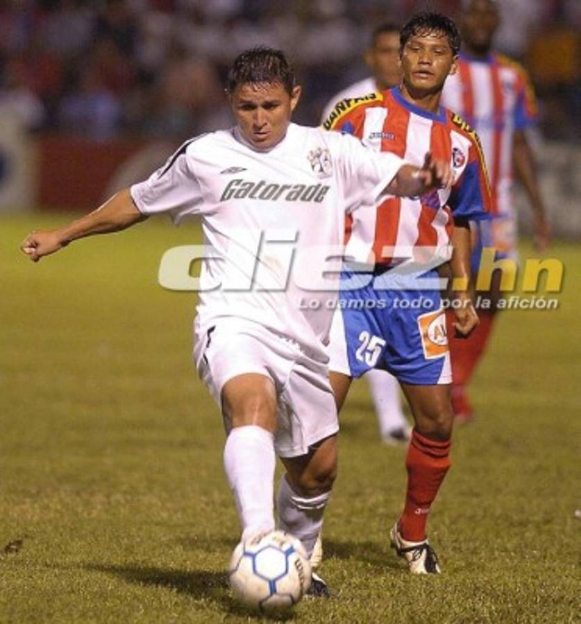 Solo dos jugadores están ligados a Platense de la plantilla campeón en el 2001