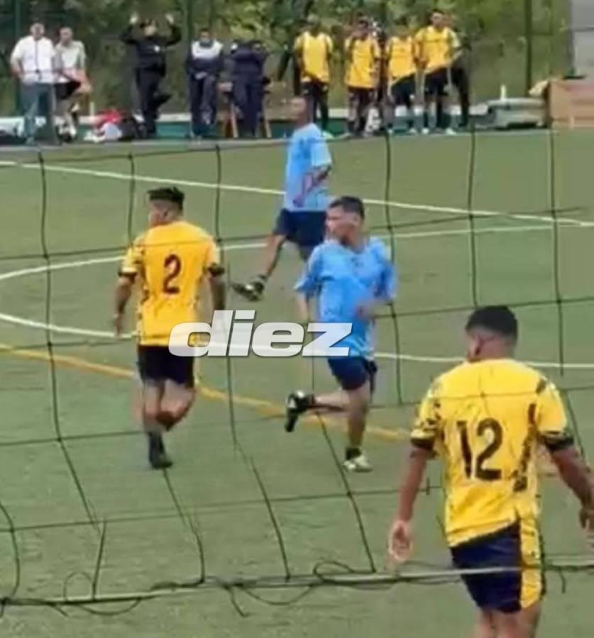 Óscar Pescado Bonilla reaparece jugando al fútbol: el exOlimpia impacta al quedar campeón de torneo en centro penal