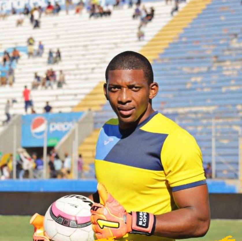 FICHAJES: Tres argentinos vienen a Honduras, Troglio cerca de San Lorenzo y Real España anuncia altas y bajas