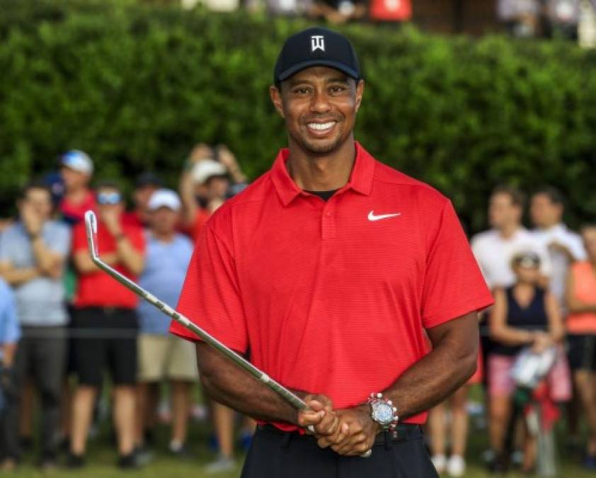 Tiger Woods vuelve a ganar un título tras cinco años de sequía