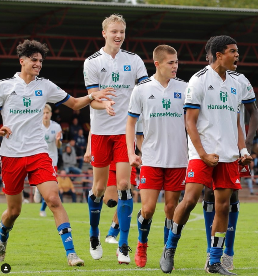 ¿Puede jugar con Honduras? El Borussia Dortmund ficha a futbolista de origen catracho; ¡ha sido capitán de Alemania!
