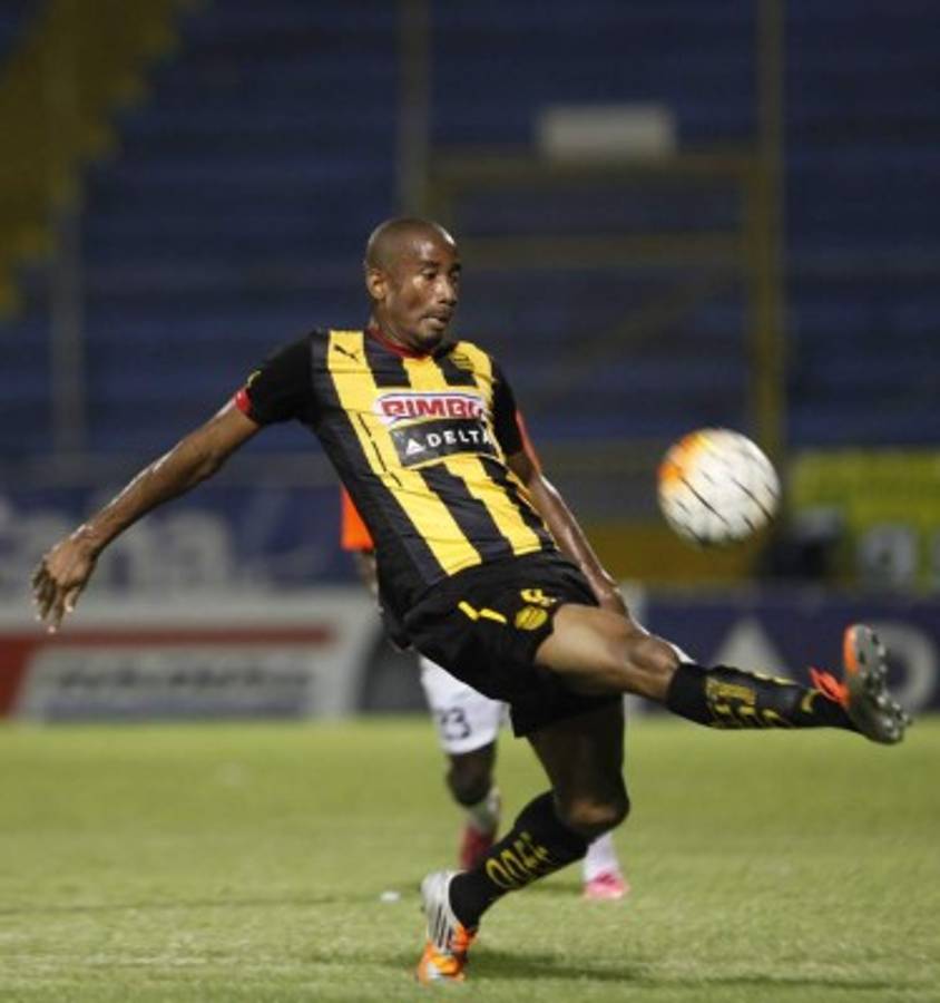 ¡Se busca chamba! Los jugadores que no tienen equipo