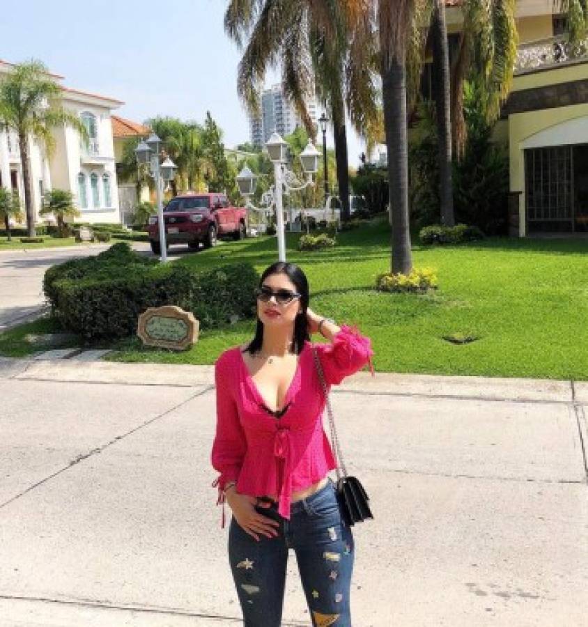 Así es Paola, la guapa hermana Carlos Salcedo que es acusada de extorsión