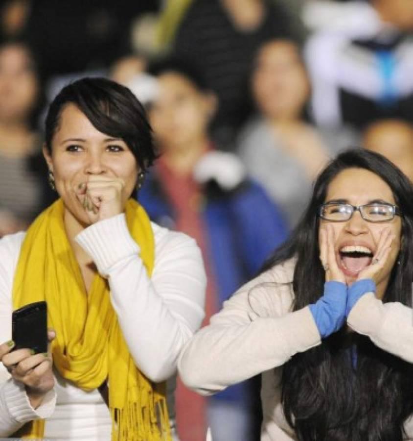 ¡Las mujeres enloquecieron! El día que David Beckham visitó Honduras y el Nacional explotó: ¿a quién regaló su camisa?