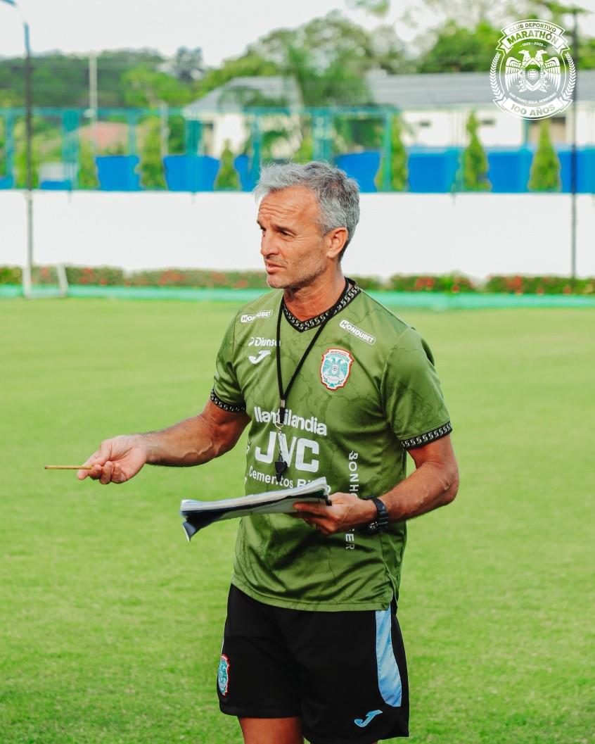Fichajes: Vargas suena fuerte, Olimpia lo prestaría y Jeaustin acepta contactos