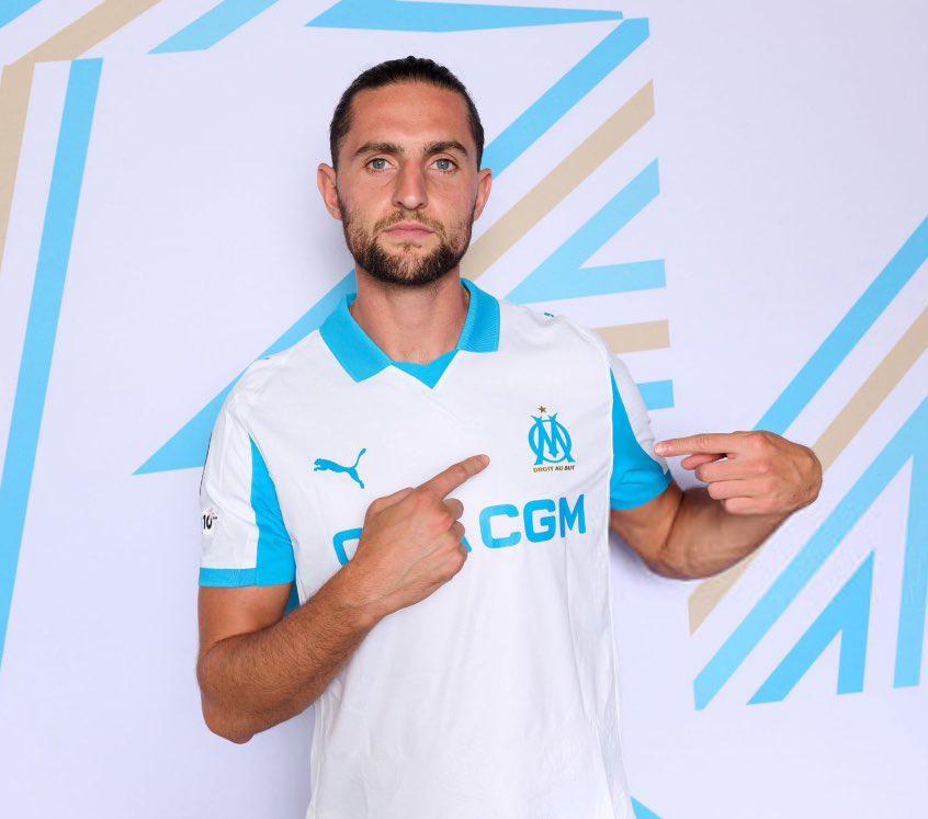 Oferta oficial del Chelsea por una figura del Barça y Liverpool revienta el mercado; último refuerzo para Xabi Alonso