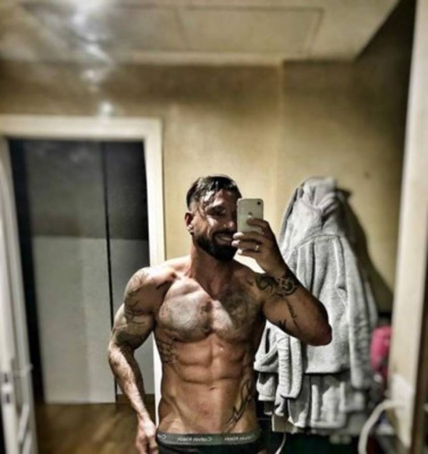 ¡Increíble cambio! De futbolista del Atlético de Madrid a físicoculturista