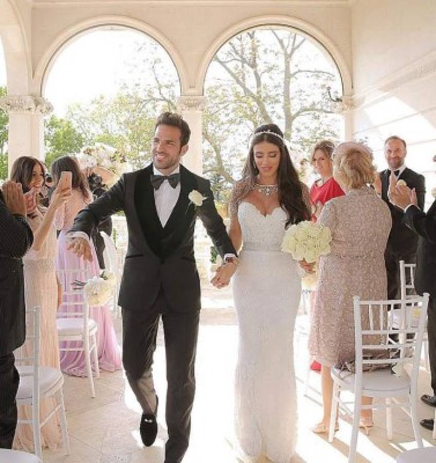 ¡INFARTANTE! Así es la libanesa de 42 años con la que se casó Cesc Fábregas