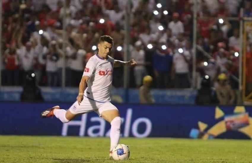 Exjugador de Olimpia anuncia su retiro del fútbol y se acuerda de su paso por Honduras: “Viví momentos inolvidables”