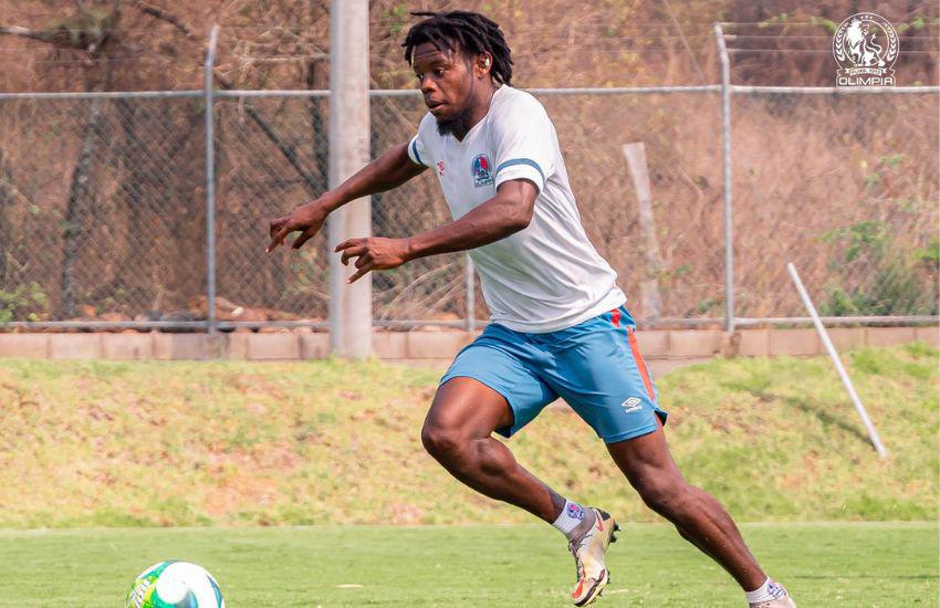 Mercado: Bajas en Olimpia, el jugador que regresará a Motagua y Olancho FC se está armando; dos atacantes se van del azul