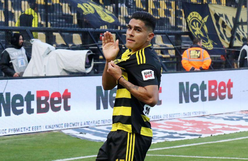 El Daily Mail destaca que Luis Palma llamó la atención de unos ojeadores del Manchester United durante un partido del Aris Salónica.