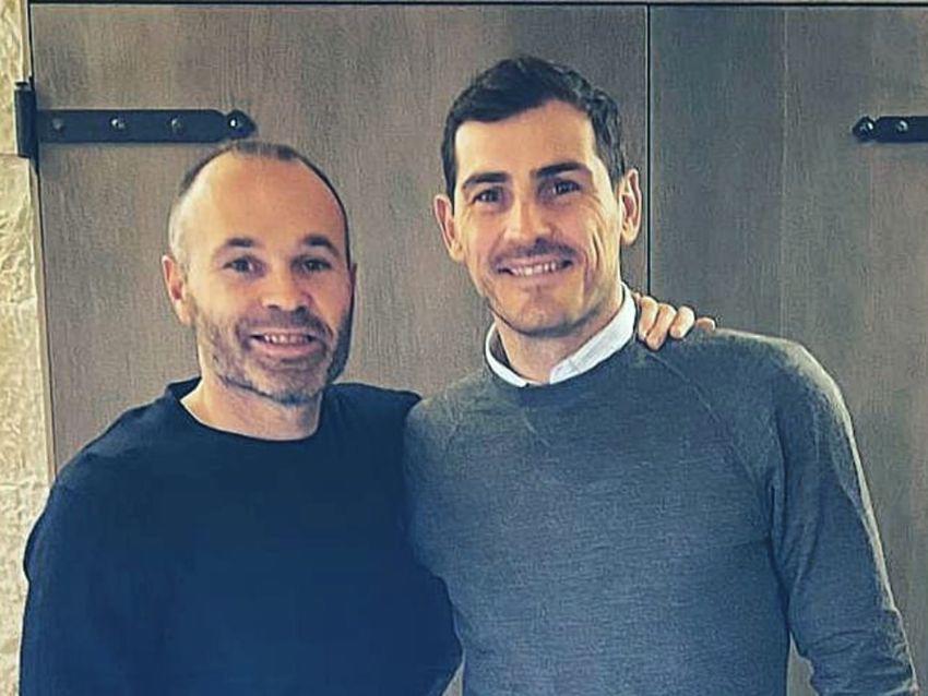 Destapan el sueldo que ganaban Iker Casillas y Andrés Iniesta por comentar el Mundial de Qatar
