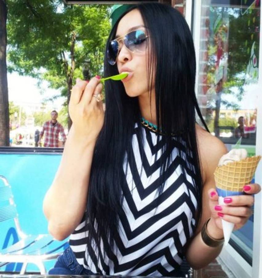 La selfies más sexys de la reina del fitness hondureña, Mabiza Caravante