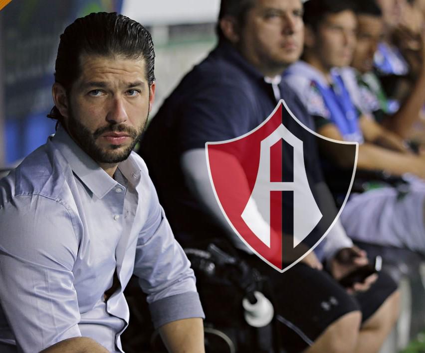 Rey de la Superliga de Malasia y criado en la lucha libre: la historia que no conocías de Benjamín Mora, técnico del Atlas