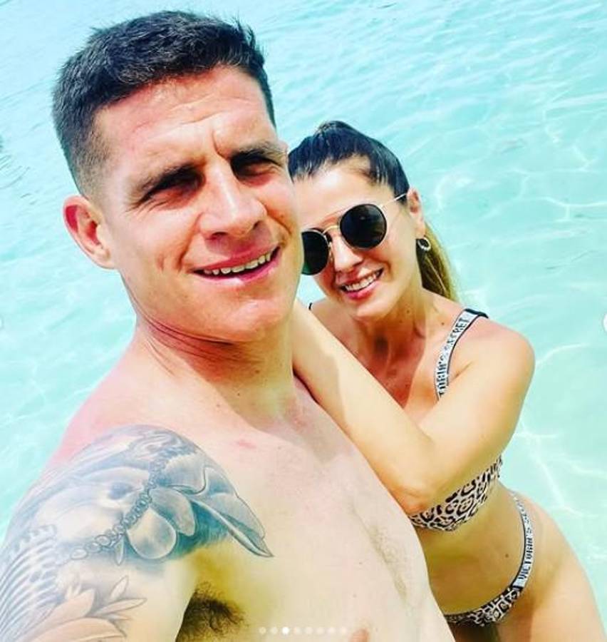 Una belleza se une a la fiesta: las novias y esposas que van a deslumbrar en la final Olimpia-Motagua ¿Las más guapas?