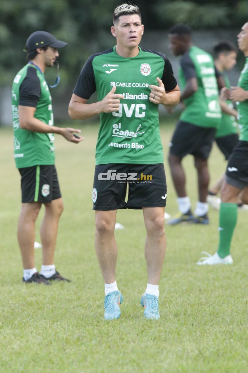 Así fue el primer día de Francisco Martínez en Marathón: El jugador que lo recibió, su dorsal y el saludo a toda la plantilla